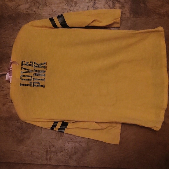 Victoria's Secret PINK Pittsburgh Steelers V Neck T-shirt XS - Picture 2 of 7